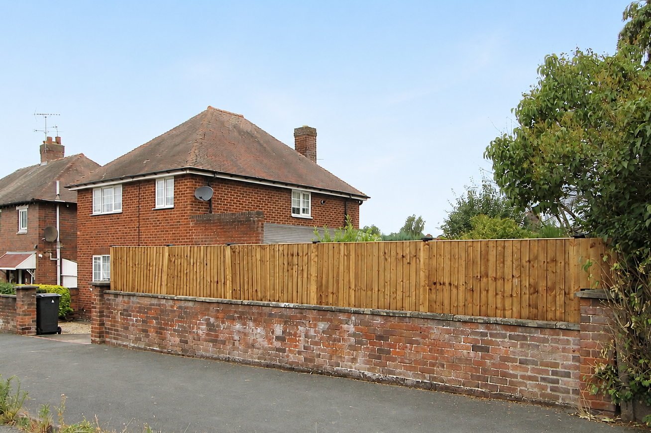 Brinton Crescent, Kidderminster